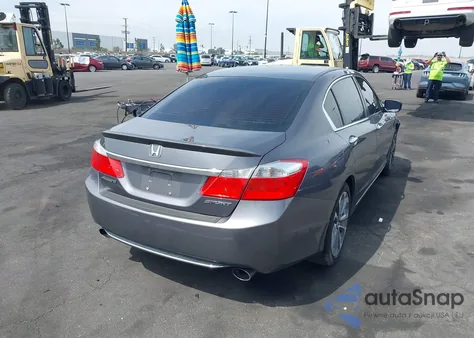 2013 Honda Accord Sport z USA, uszkodzony, nr VIN 1HGCR2F51DA247174